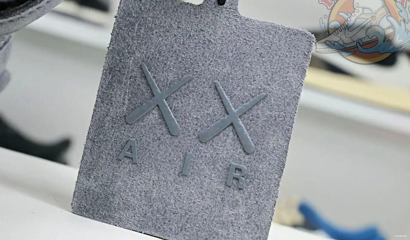 retro Jordan Jordan 4 Air kaws 0418